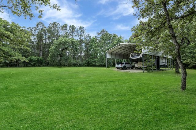 30311 N Holly Oaks Circle, Magnolia, TX 77355