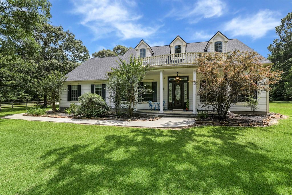 30311 N Holly Oaks Circle, Magnolia, TX 77355