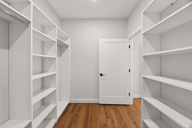 21 Hutchinson 1, Winthrop, MA 02152