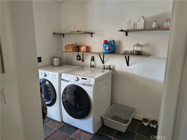 25325 Mountain Cliff Dr, Moreno Valley, CA 92557