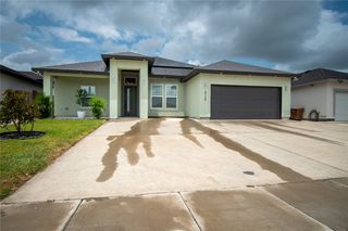 6730 Effat Dr, Corpus Christi, TX 78414