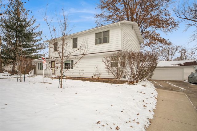 646 Marlou Parkway, Des Moines, IA 50320