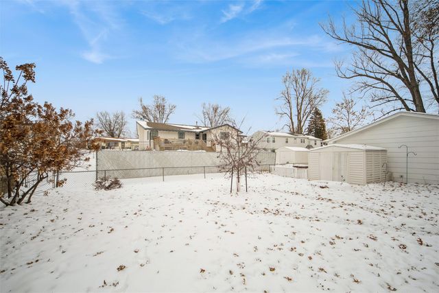 646 Marlou Parkway, Des Moines, IA 50320