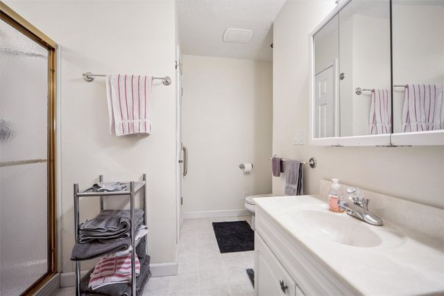 646 Marlou Parkway, Des Moines, IA 50320