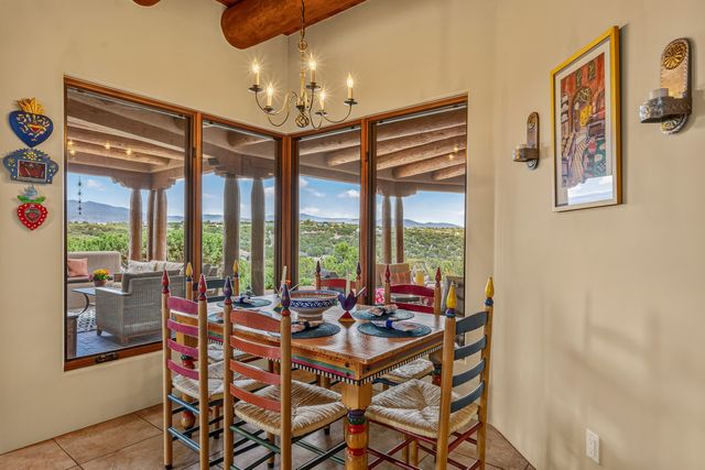 19 Sunrise Vista, Santa Fe, NM 87506