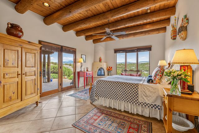 19 Sunrise Vista, Santa Fe, NM 87506