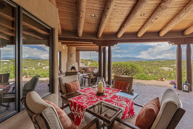 19 Sunrise Vista, Santa Fe, NM 87506