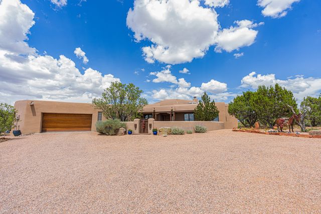 19 Sunrise Vista, Santa Fe, NM 87506