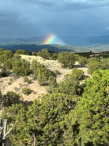 19 Sunrise Vista, Santa Fe, NM 87506