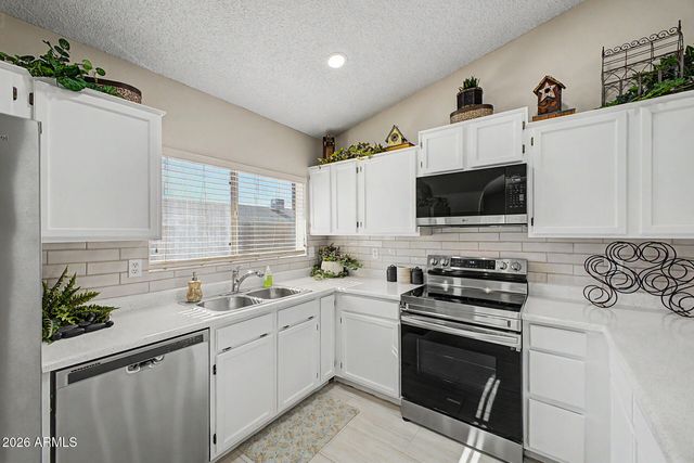 11222 N 77Th Avenue, Peoria, AZ 85345