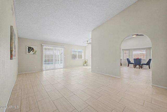 11222 N 77Th Avenue, Peoria, AZ 85345