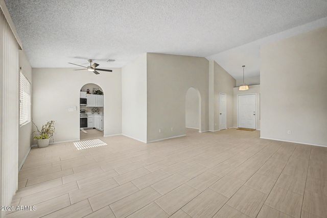 11222 N 77Th Avenue, Peoria, AZ 85345