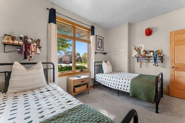 W2562 FONTANA WAY, Appleton, WI 54915