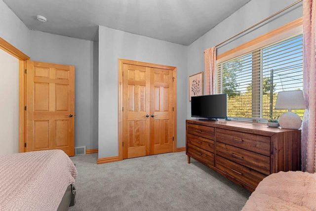 W2562 FONTANA WAY, Appleton, WI 54915