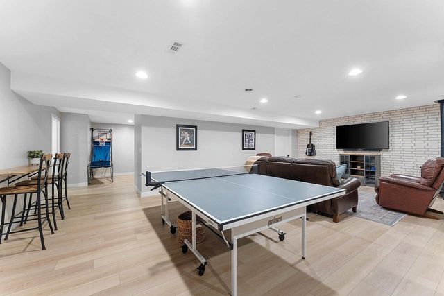 W2562 FONTANA WAY, Appleton, WI 54915