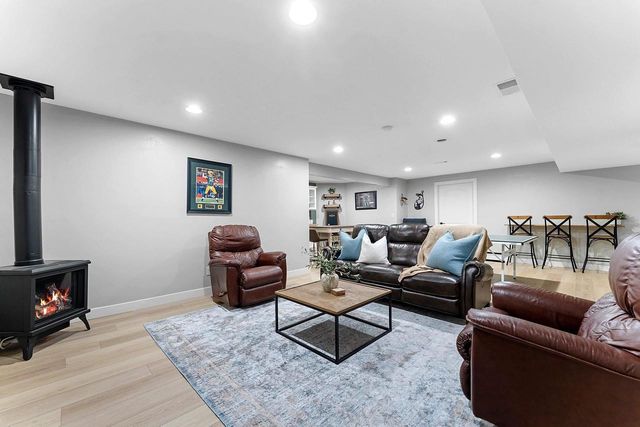 W2562 FONTANA WAY, Appleton, WI 54915