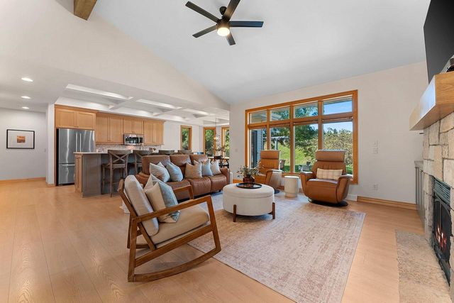 W2562 FONTANA WAY, Appleton, WI 54915