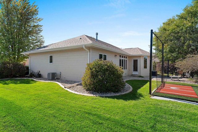W2562 FONTANA WAY, Appleton, WI 54915