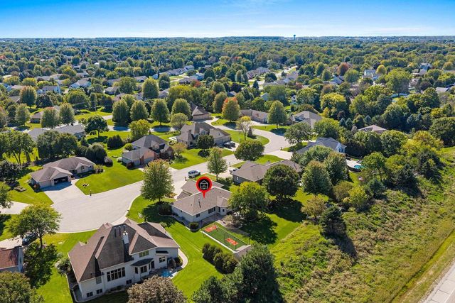 W2562 FONTANA WAY, Appleton, WI 54915