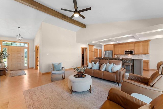 W2562 FONTANA WAY, Appleton, WI 54915