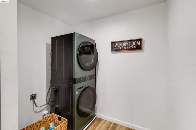 5025 Valley Crest Dr 147, Concord, CA 94521