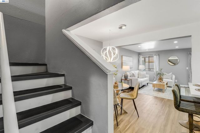 5025 Valley Crest Dr 147, Concord, CA 94521