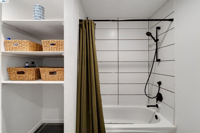 5025 Valley Crest Dr 147, Concord, CA 94521