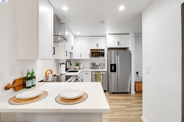 5025 Valley Crest Dr 147, Concord, CA 94521