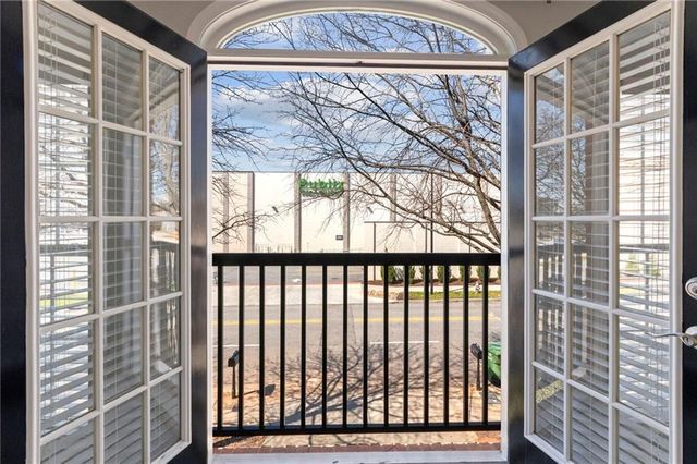 564 Fraser Street SE, Atlanta, GA 30312