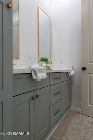 120 Mayberry Grove Street, Youngsville, LA 70592