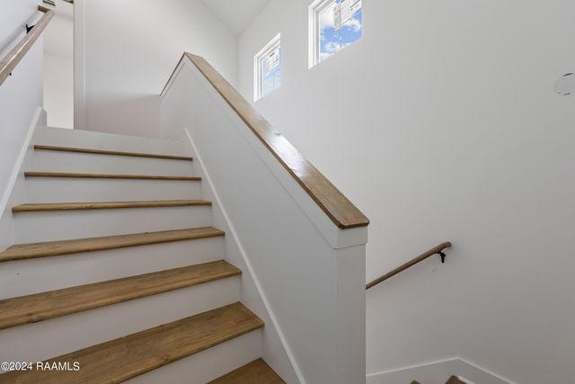 120 Mayberry Grove Street, Youngsville, LA 70592