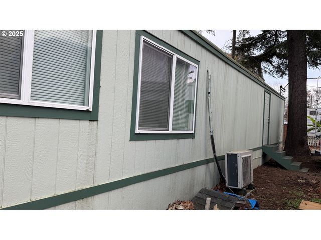 7409 Se 82ND Ave 4, Portland, OR 97266