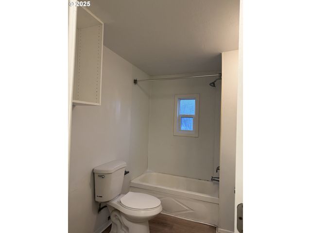 7409 Se 82ND Ave 4, Portland, OR 97266