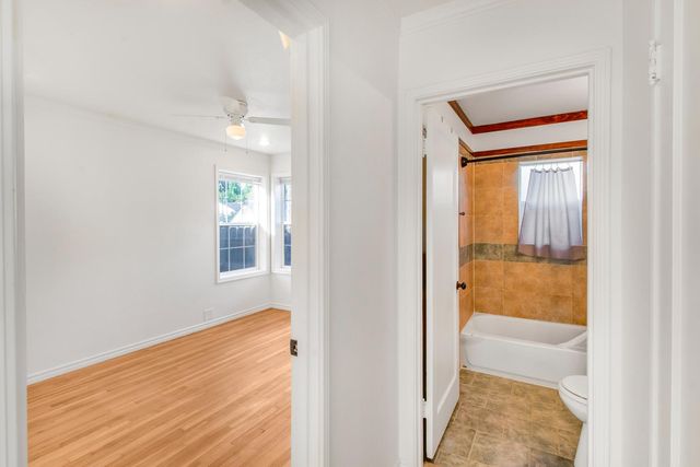 136 Village Rd, Modesto, CA 95354