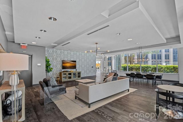 210 N Church Street 2310, Charlotte, NC 28202
