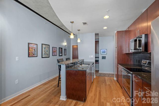 210 N Church Street 2310, Charlotte, NC 28202
