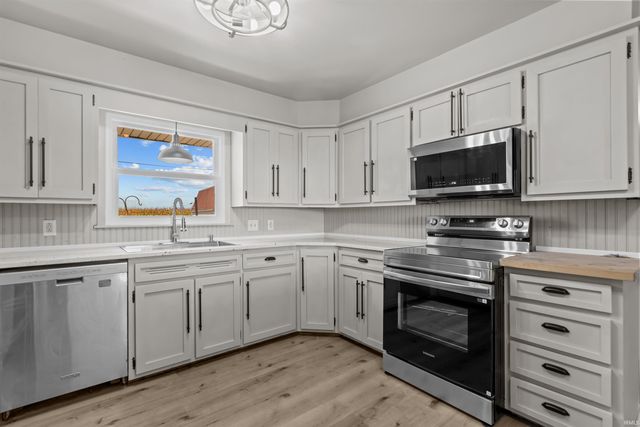 5135 W 100 N, Kokomo, IN 46901