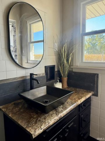 5135 W 100 N, Kokomo, IN 46901