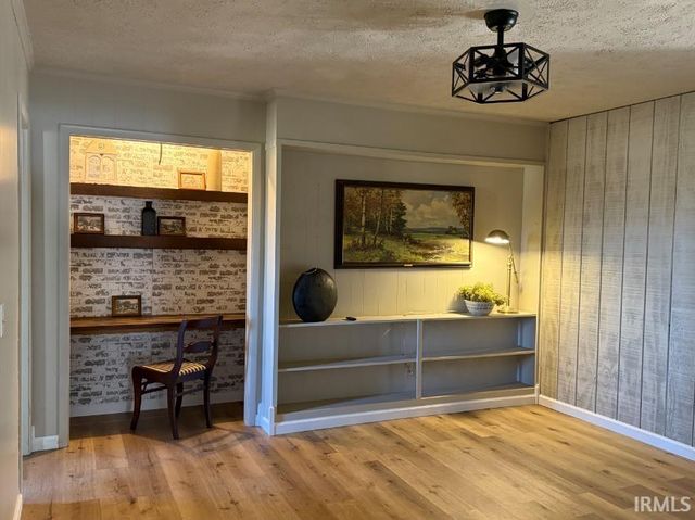 5135 W 100 N, Kokomo, IN 46901