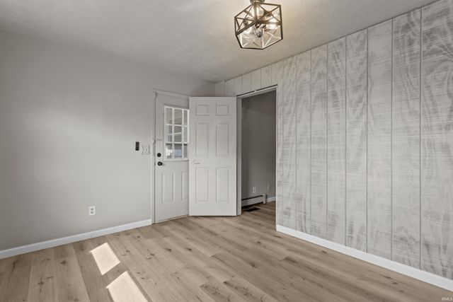 5135 W 100 N, Kokomo, IN 46901