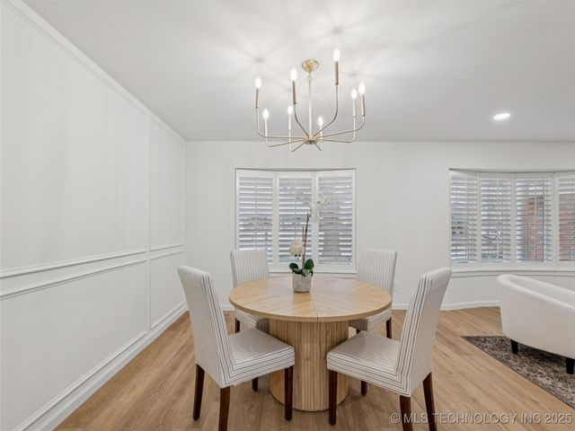 7432 E 68th Place, Tulsa, OK 74133