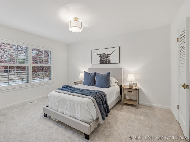 7432 E 68th Place, Tulsa, OK 74133