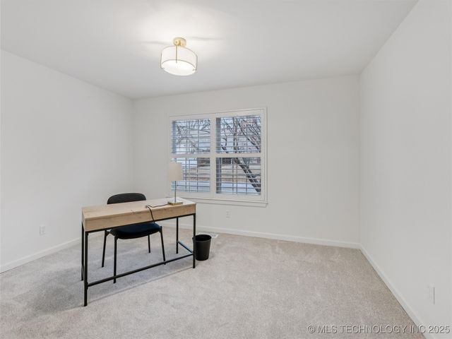 7432 E 68th Place, Tulsa, OK 74133