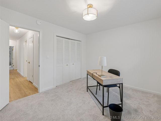 7432 E 68th Place, Tulsa, OK 74133