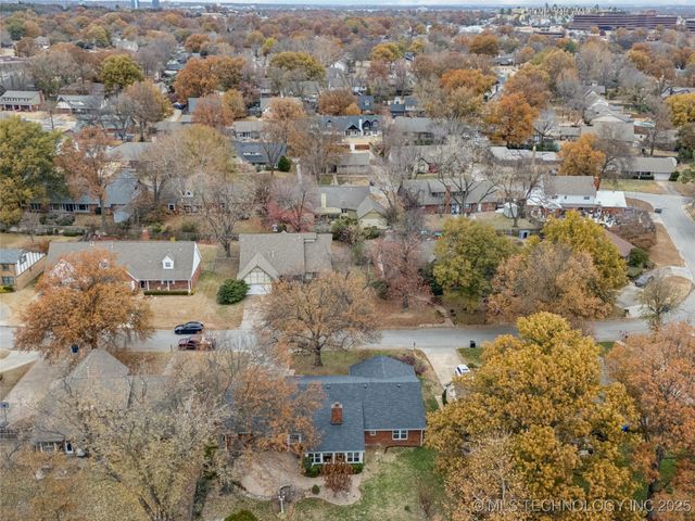 7432 E 68th Place, Tulsa, OK 74133