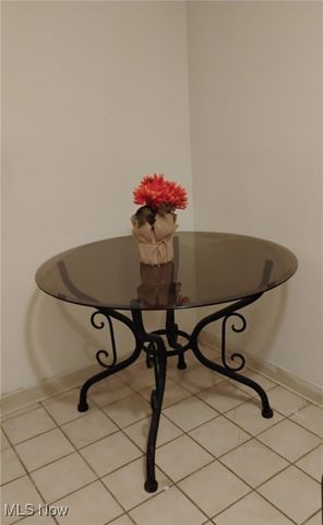 237 Greenbriar Court, Euclid, OH 44143