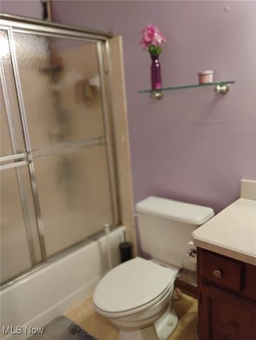 237 Greenbriar Court, Euclid, OH 44143