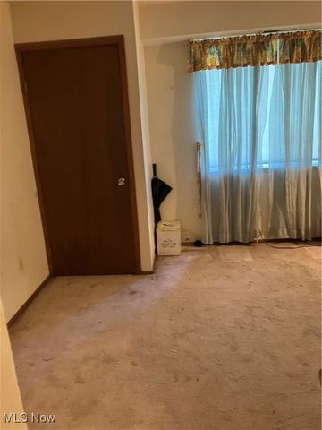 237 Greenbriar Court, Euclid, OH 44143