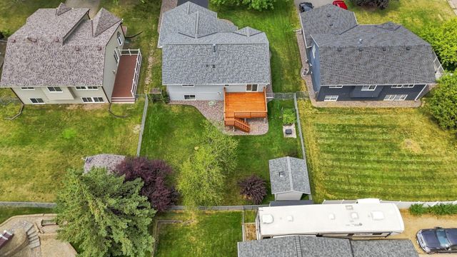 2643 Guthrie Avenue N, Oakdale, MN 55128