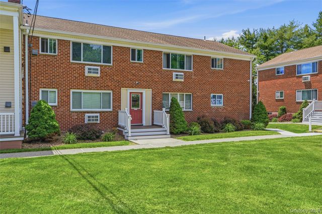 90 Osborne Hill Road B14, Wappingers Falls, NY 12590